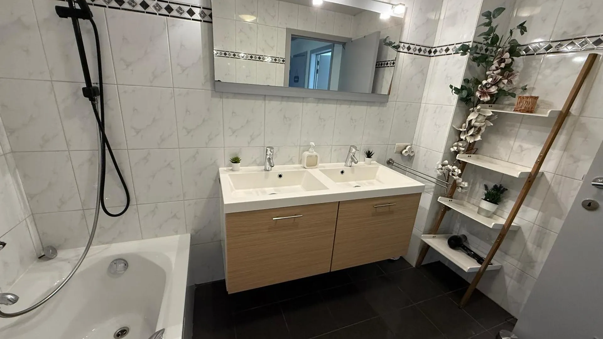 Dreamland Bed & Breakfast Zaventem Belgium